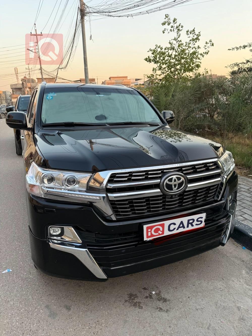 تويوتا لاندكروزر